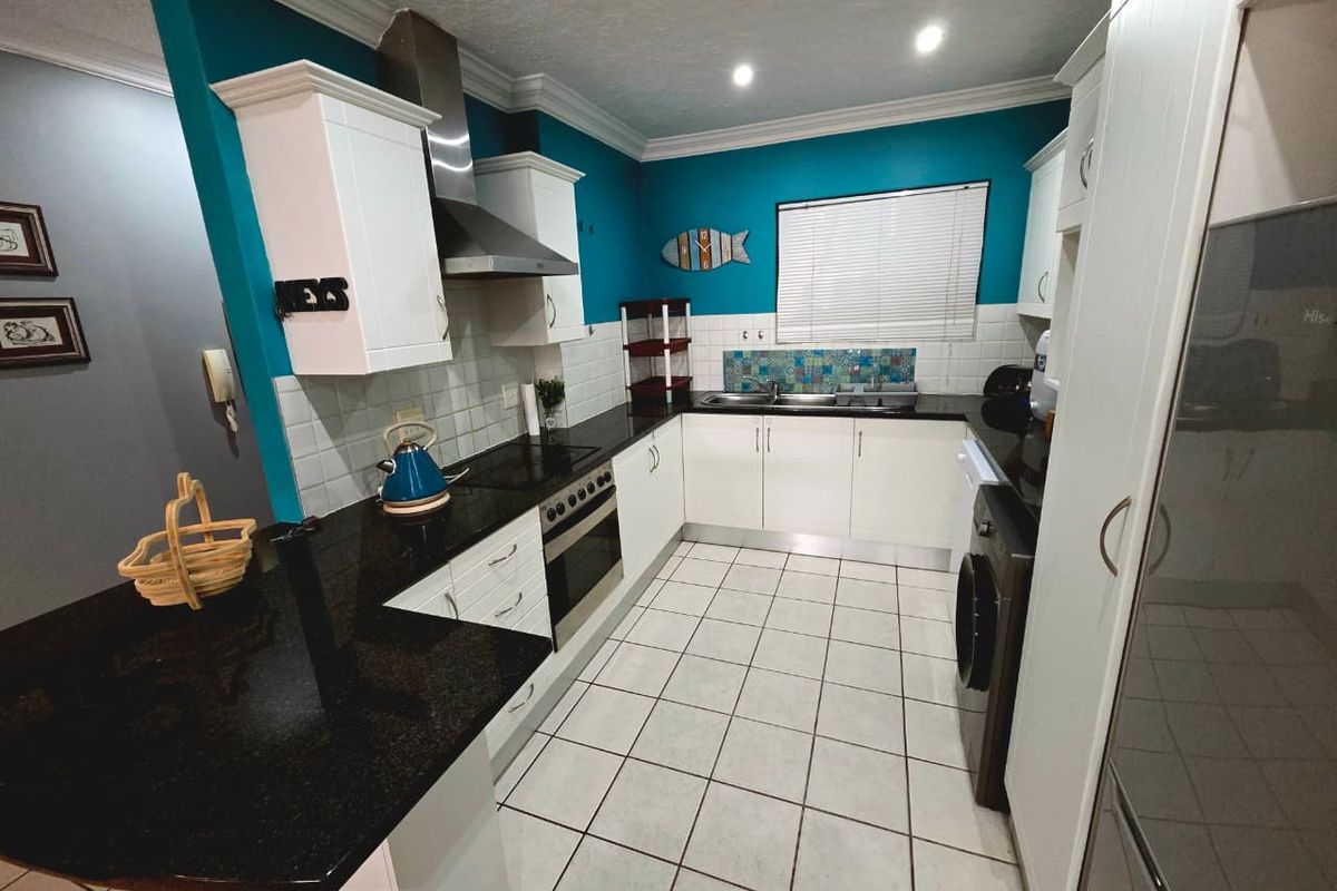 INCOME GENERATOR - JEFFREY BAY APARTMENT - Photo 5