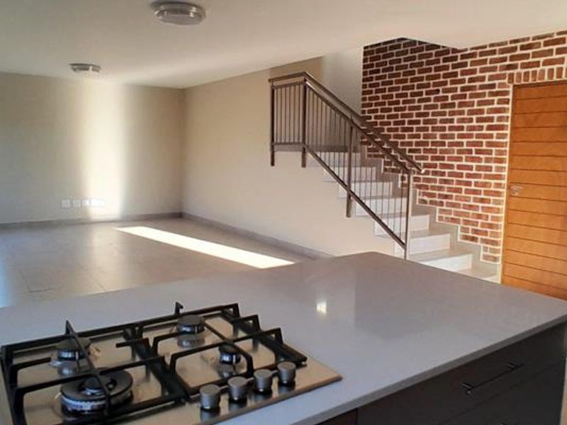 Brand-New 4-Bedroom Luxury Home in La Camargue Wildlife Estate – No Transfer Costs - Photo 4