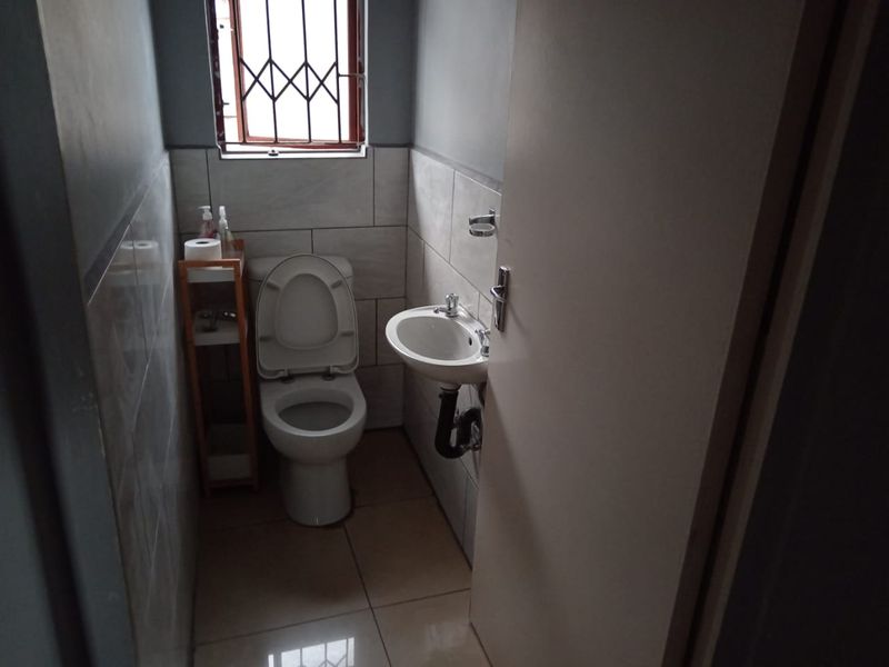 House Rental Monthly In Empangeni - Photo 2