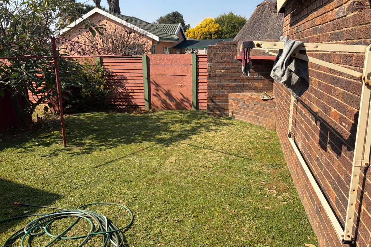 Spacious Family Home with Endless Potential | Sonland Park. - Photo 5