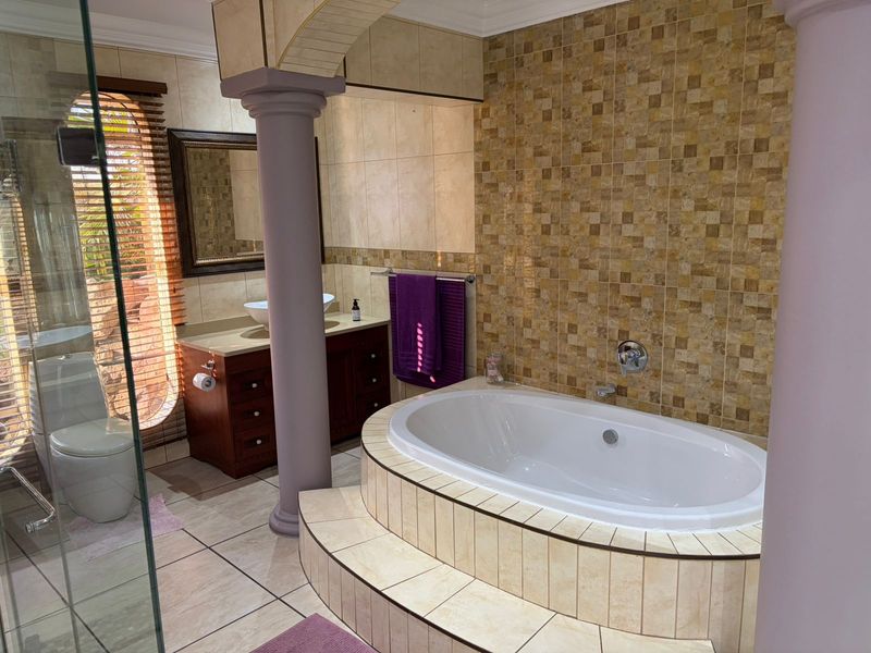 Spacious Smallholding for Sale in Impala Avenue. - Photo 7