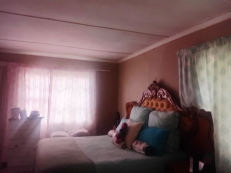 3 Bedroom House For Sale - Photo 10