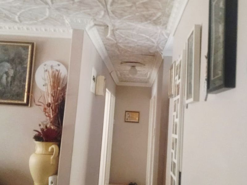 3 Bedroom House For Sale - Photo 6