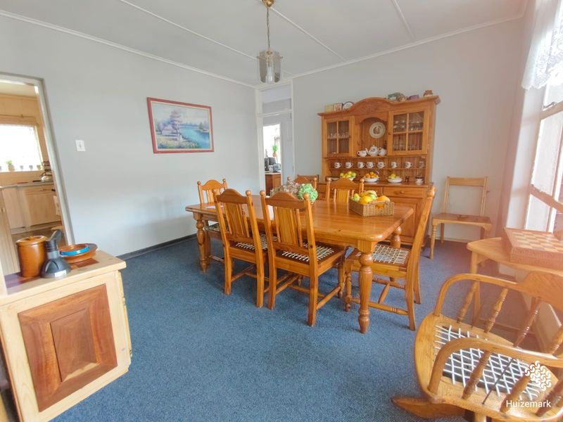 Perfect Property for the Winter - Photo 3