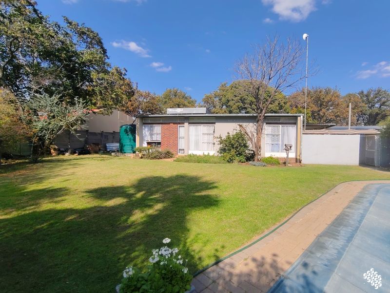 Perfect Property for the Winter - Photo 2