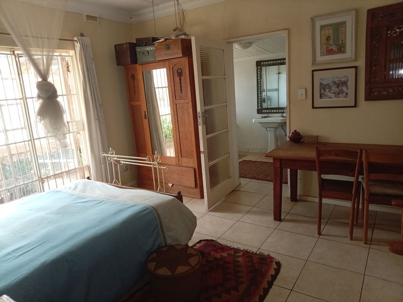 Spacious 2-Bedroom Farmhouse with Attached Flat and Chicken Coops To Rent in Bela-Bela - Photo 4