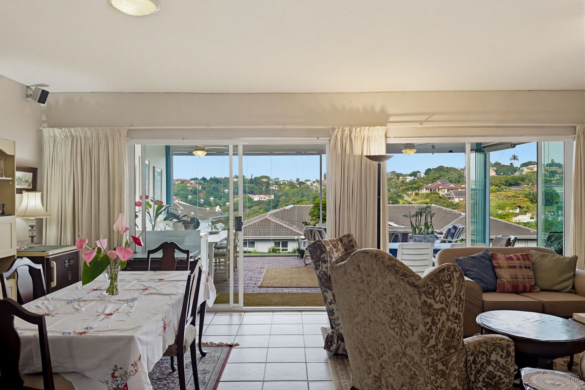 Spacious Coastal Living in Barrington Estate, Willard Beach. - Photo 4