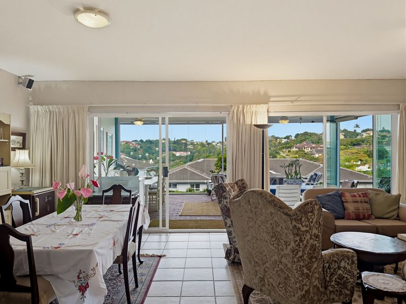 Spacious Coastal Living in Barrington Estate, Willard Beach. - Photo 4