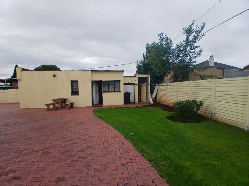 3 Bedroom House for Sale in Brakpan - Photo 6