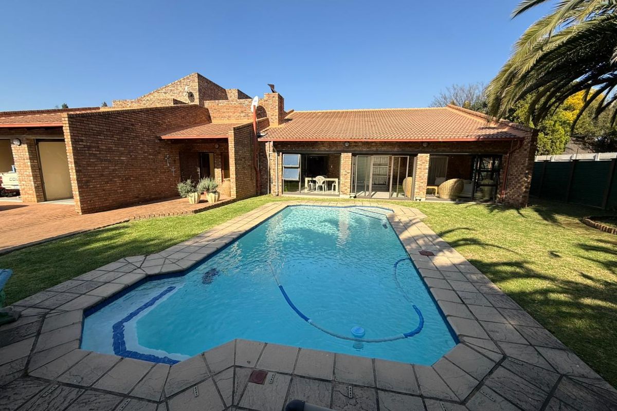 Modern Family Living with Poolside Charm in the Heart of Atlasville - Photo 5