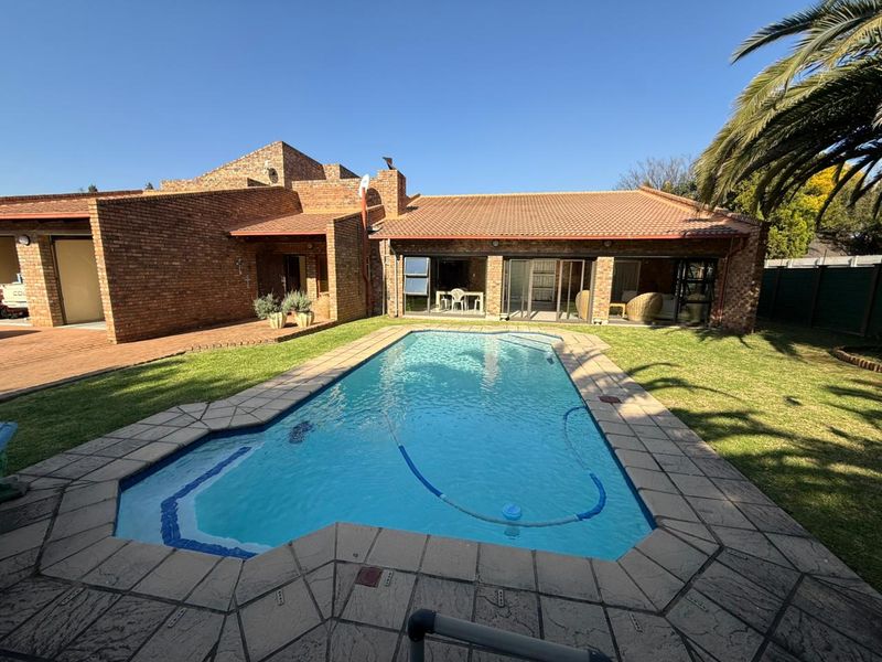 Modern Family Living with Poolside Charm in the Heart of Atlasville - Photo 5