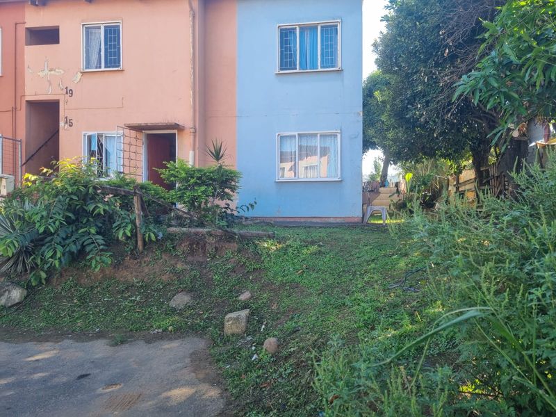 Excellent Starter Home - Photo 1