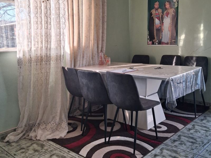 IMMACULATE 3 BEDROOM FLAT FOR SALE – VEREENIGING CENTRAL. - Photo 6
