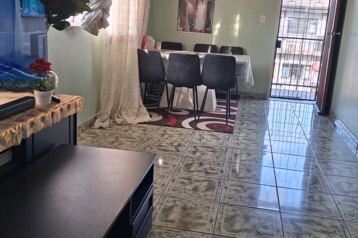 IMMACULATE 3 BEDROOM FLAT FOR SALE – VEREENIGING CENTRAL. - Photo 4