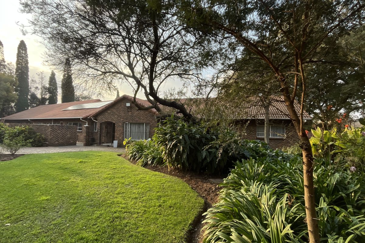 small holding in a prime location - Photo 2