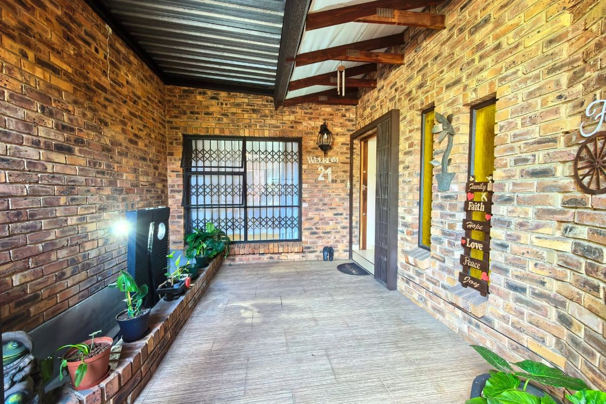Prime Family Home in Vanderbijlpark, SE3 Sole & Exclusive Mandate - Photo 2