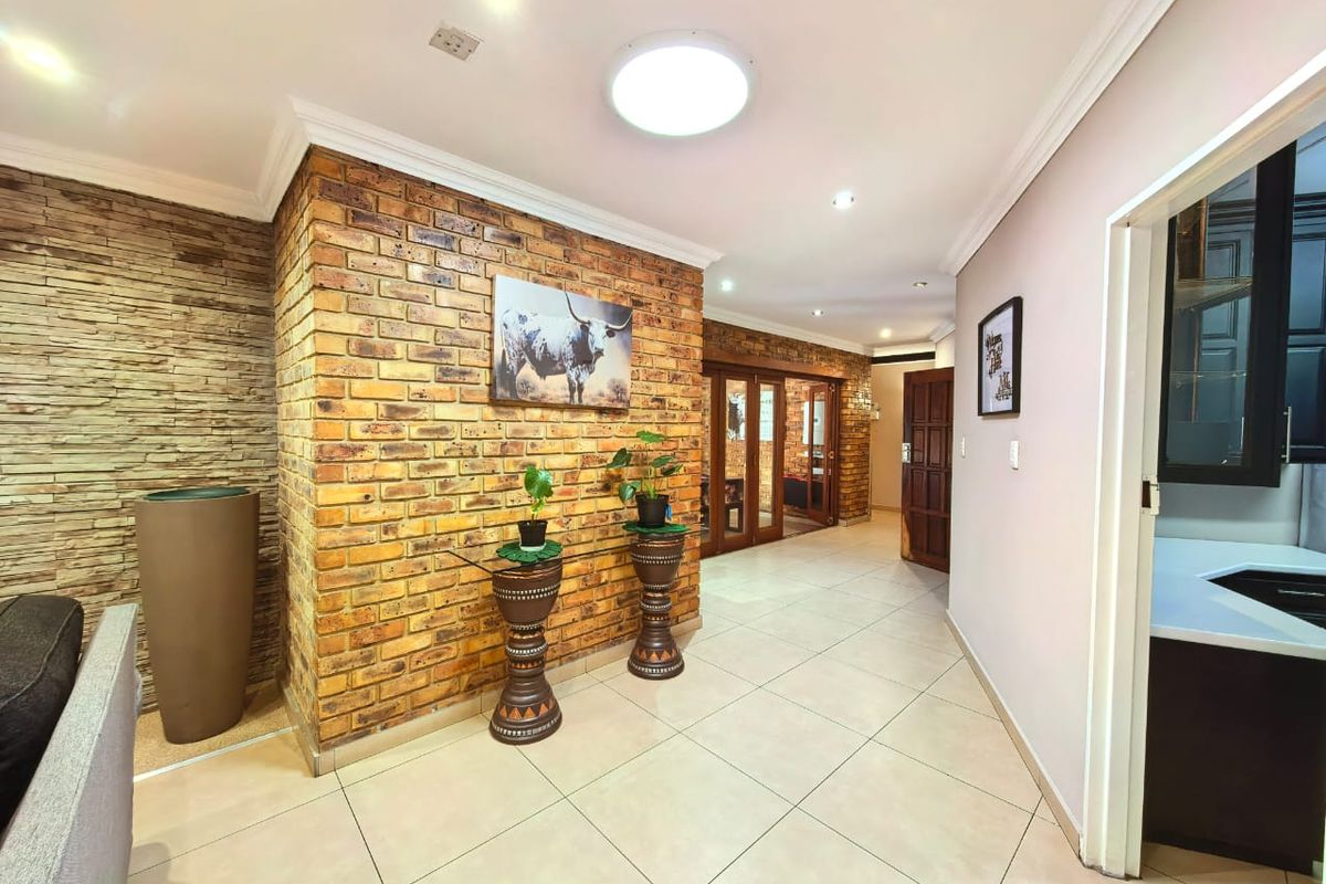 Prime Family Home in Vanderbijlpark, SE3 Sole & Exclusive Mandate - Photo 4
