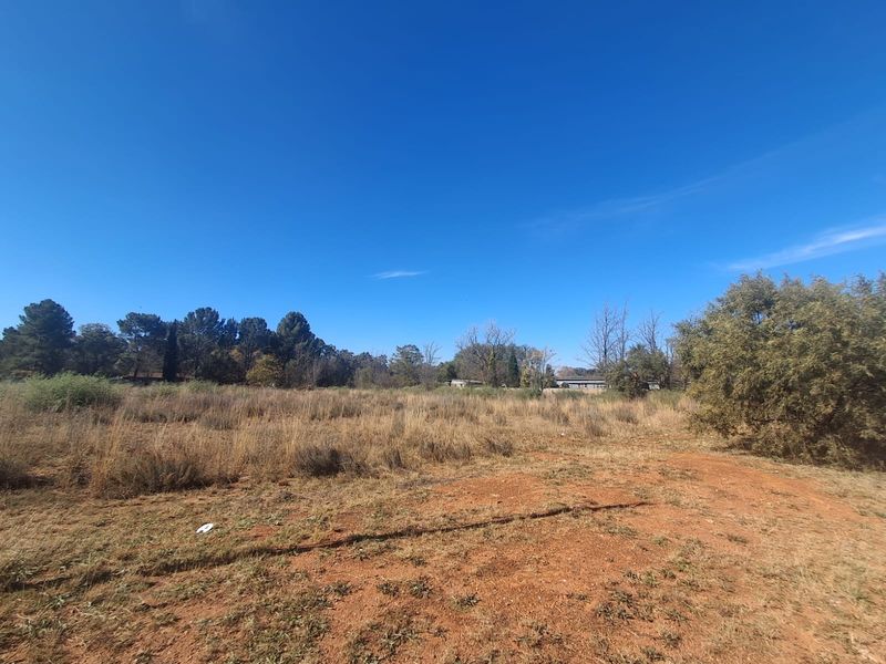 Prime Residential Land for Sale – Henley Size: 2,974 m2 of spacious residential Land. - Photo 1