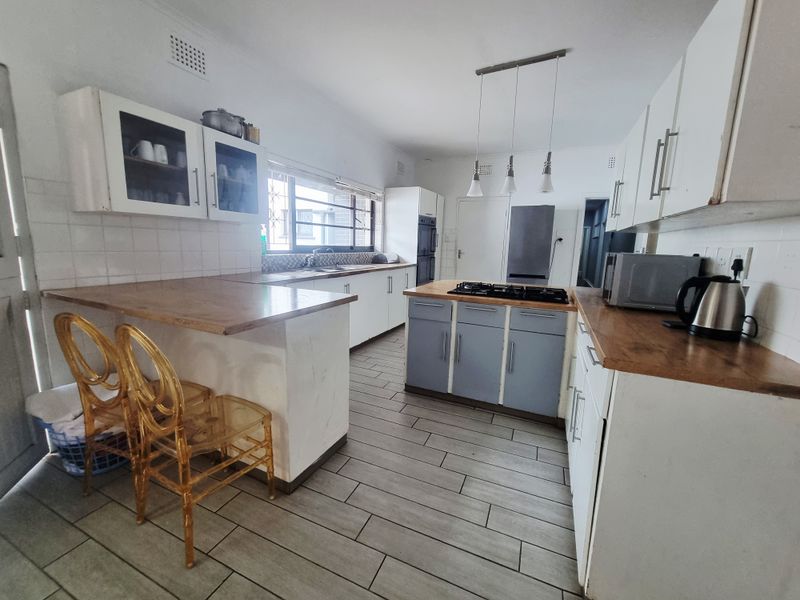 ROOM TO RENT - Photo 6