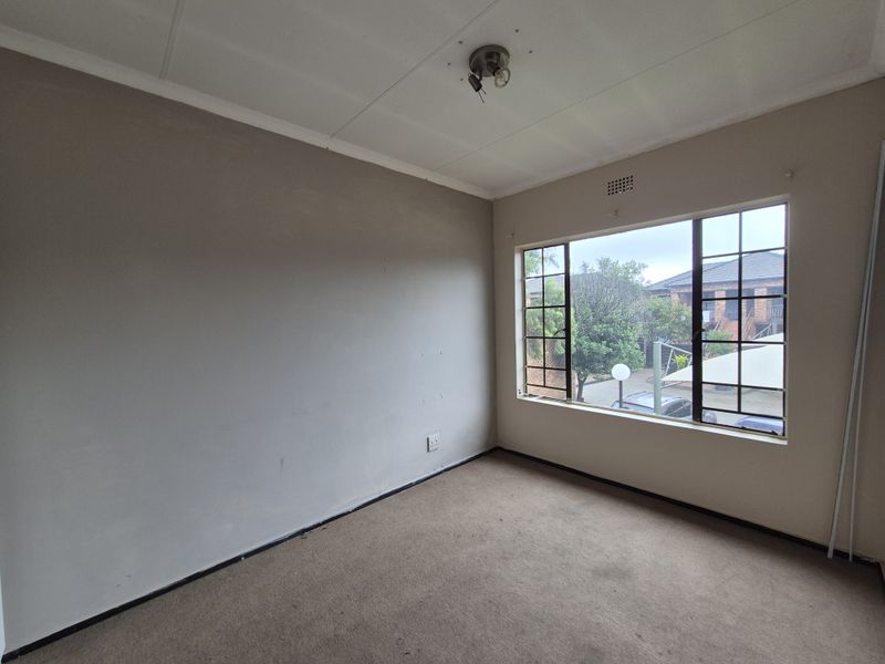 Modern 2-Bedroom Townhouse for Sale in Sonneveld - Photo 5