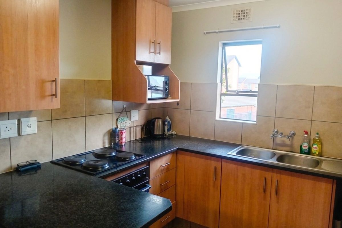 2-Bedroom Apartment – Route 82 Security Estate, Alveda - Photo 2