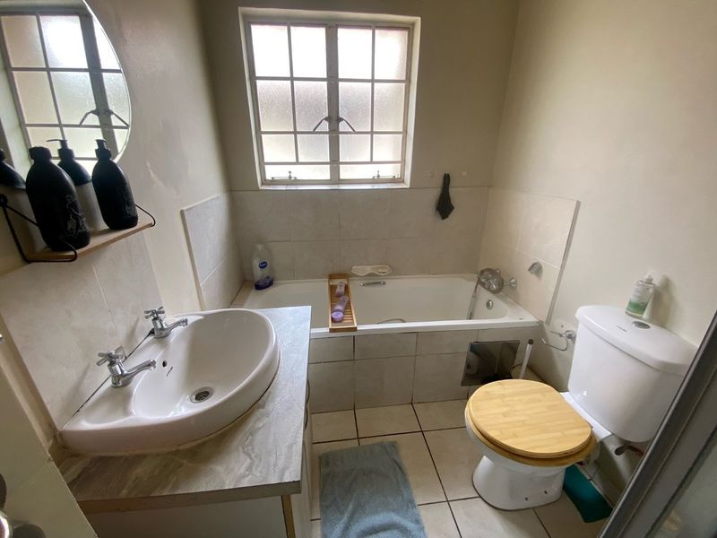 2-Bedroom Townhouse for Sale in Minnebron – Priced to Sell! - Photo 6