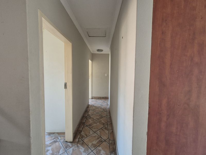 2-Bedroom Simplex for Sale in Van Dyk Park, Boksburg - Photo 10