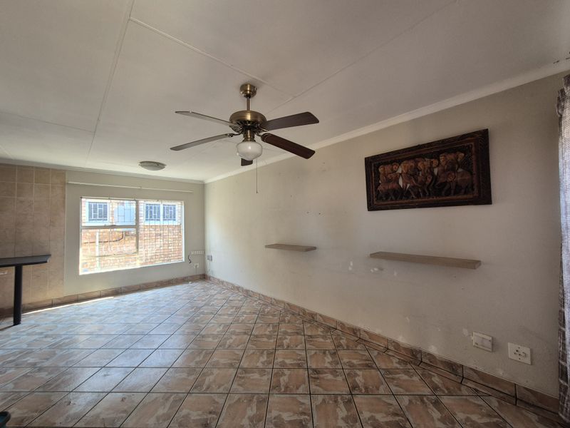 2-Bedroom Simplex for Sale in Van Dyk Park, Boksburg - Photo 8