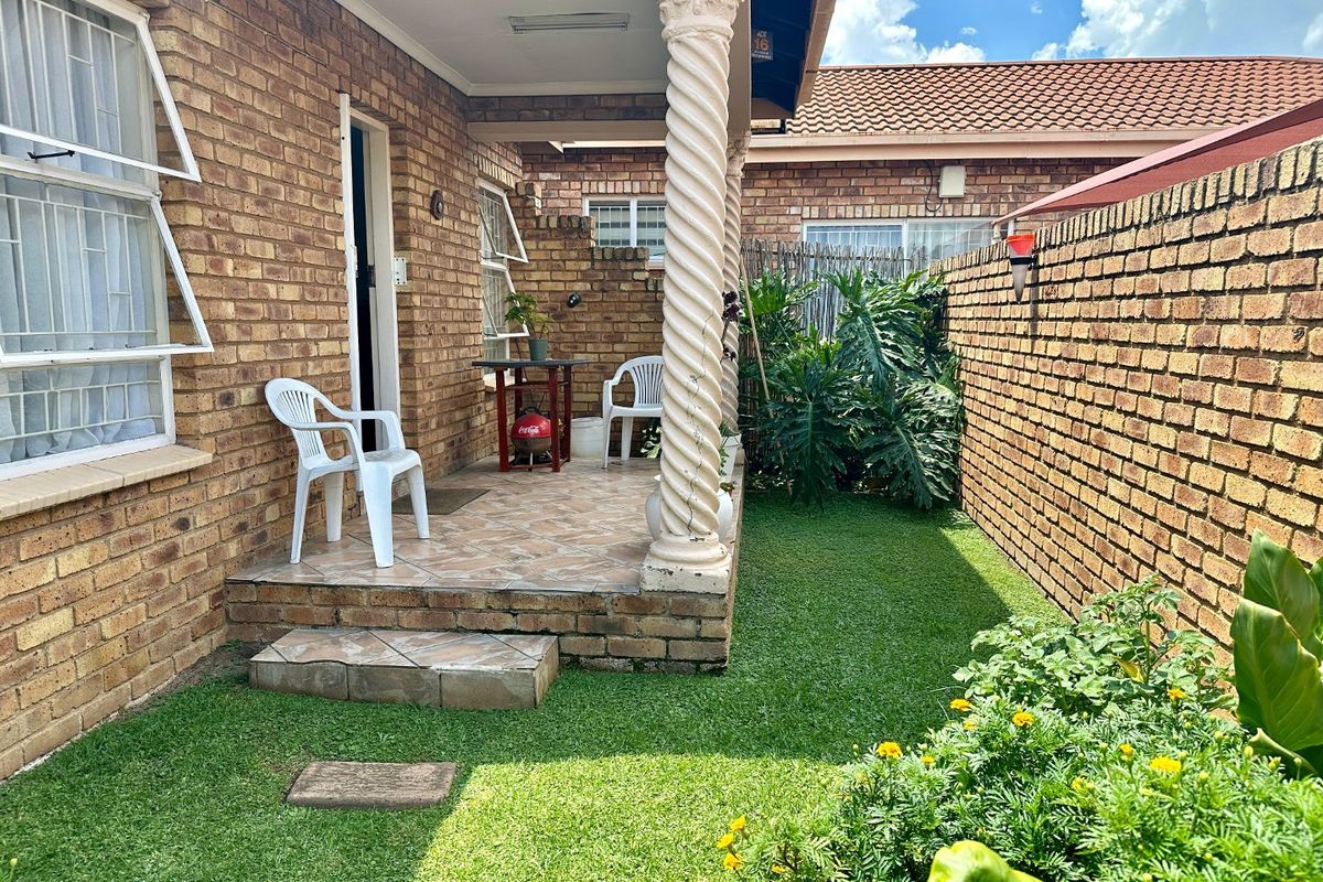 2-Bedroom Simplex for Sale in Van Dyk Park, Boksburg - Photo 5