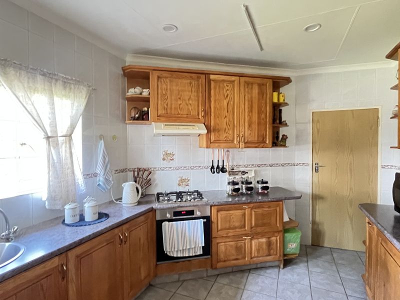 versatile Agricultural property wit main house, second dwelling and much more - Photo 9