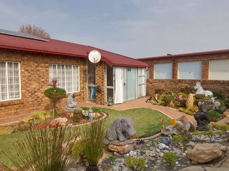 Stunning2 bedroom townhouse in Brakpan,Sunair Park - Photo 1