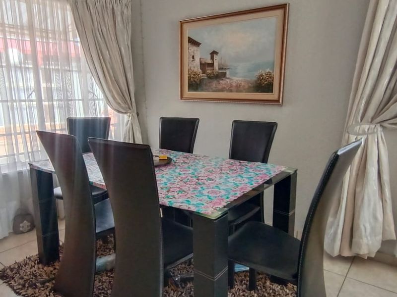 Stunning2 bedroom townhouse in Brakpan,Sunair Park - Photo 9