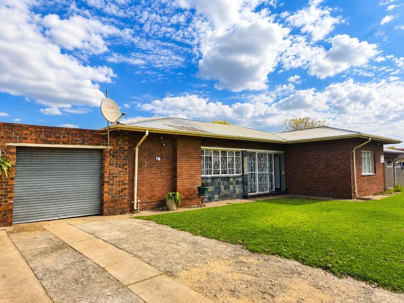 House Rental Monthly In Vanderbijlpark - Photo 1