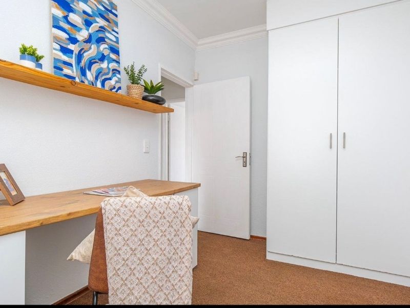 2 bedroom townhouse for sale - Photo 6
