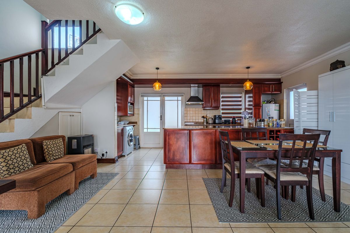 La Lucia Ridge | Secure Estate Duplex - Photo 3