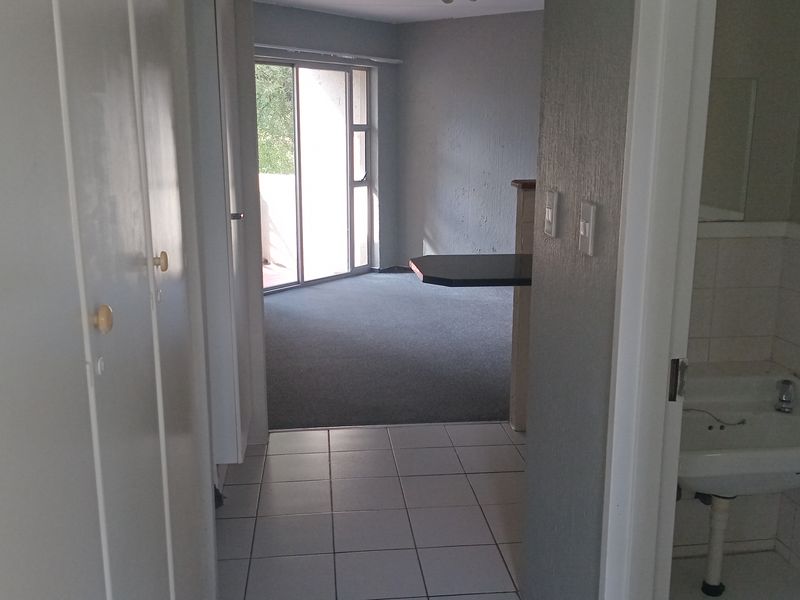 Investor's Dream Upstairs Unit - Photo 4