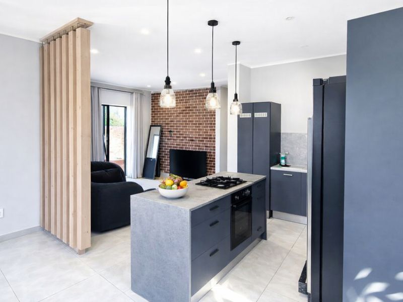 Modern 3 Bedroom Home in Sought-After Baltimore Estate on Boundary Road in North Riding - Photo 1