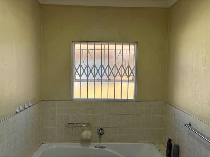 Step into comfort and convenience with this neat and modern sectional title townhouse. - Photo 7