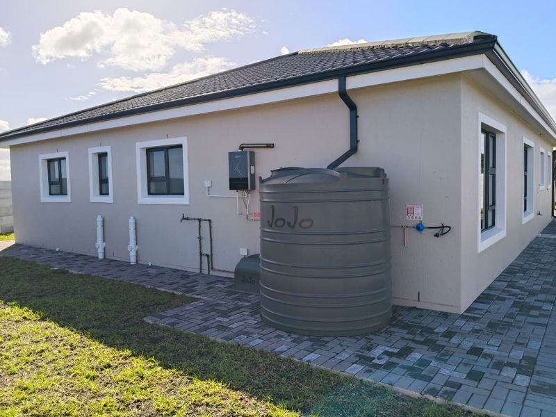 MODERN  COASTAL LIVING - BRAND NEW HOME - JUST 300M FROM BEACH ACCESS - VAT INCLUDED - Photo 5
