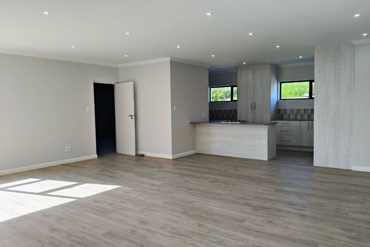 Brand-New Coastal Home – No Transfer Duty & Ready for Its First Owner - Photo 5
