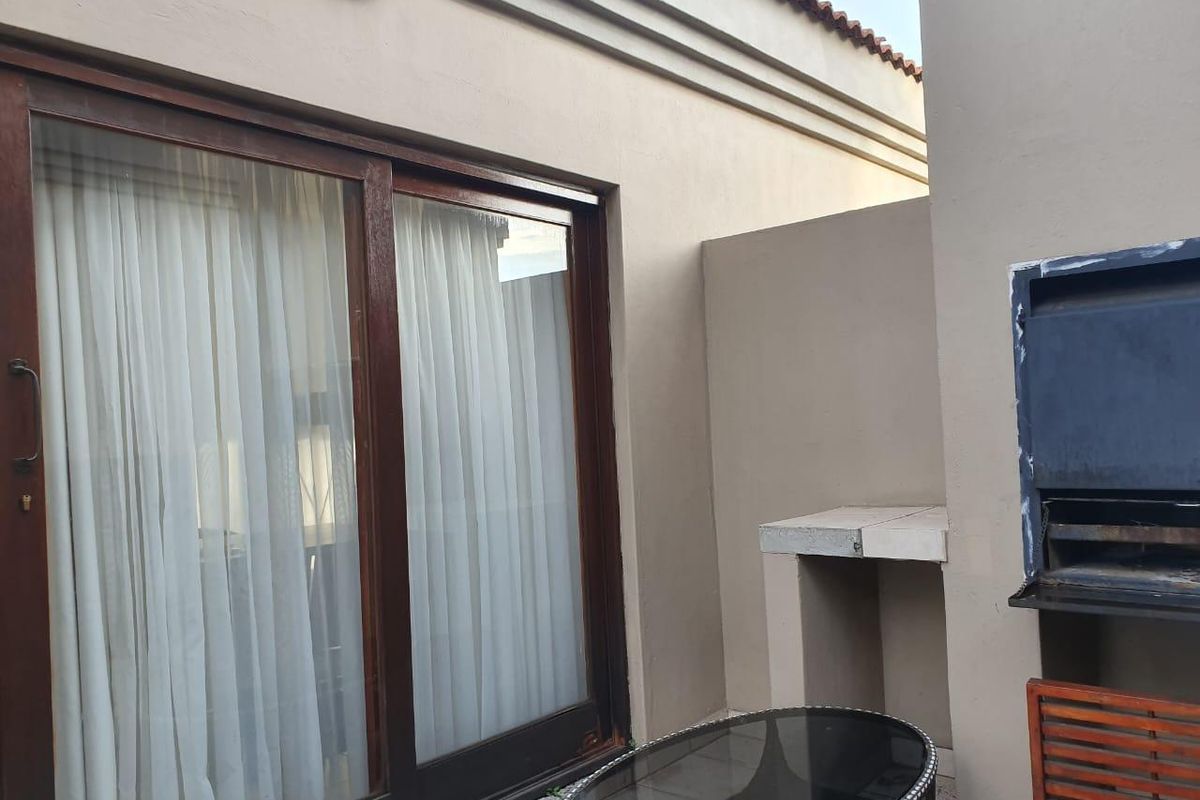 Very popular estate! Call today. - Photo 2