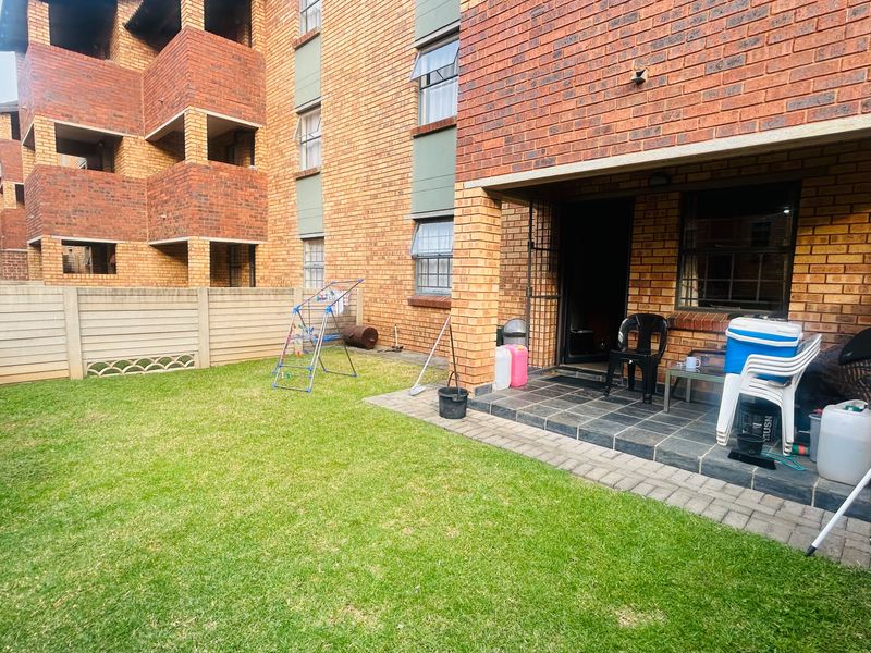 2-Bedroom Apartment – Route 82 Security Estate, Alveda - Photo 9