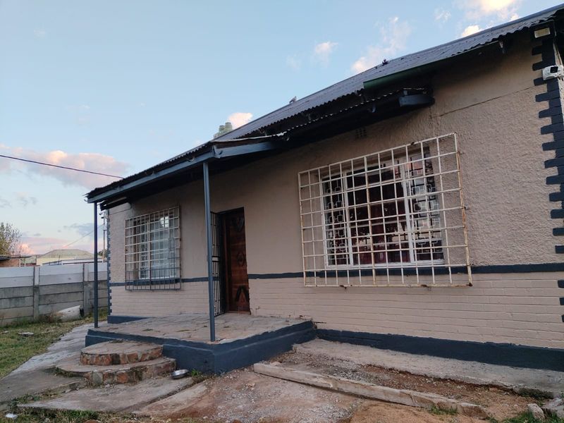 3-Bedroom Freestanding House to Rent in Dalview – R9,100 per Month - Photo 4