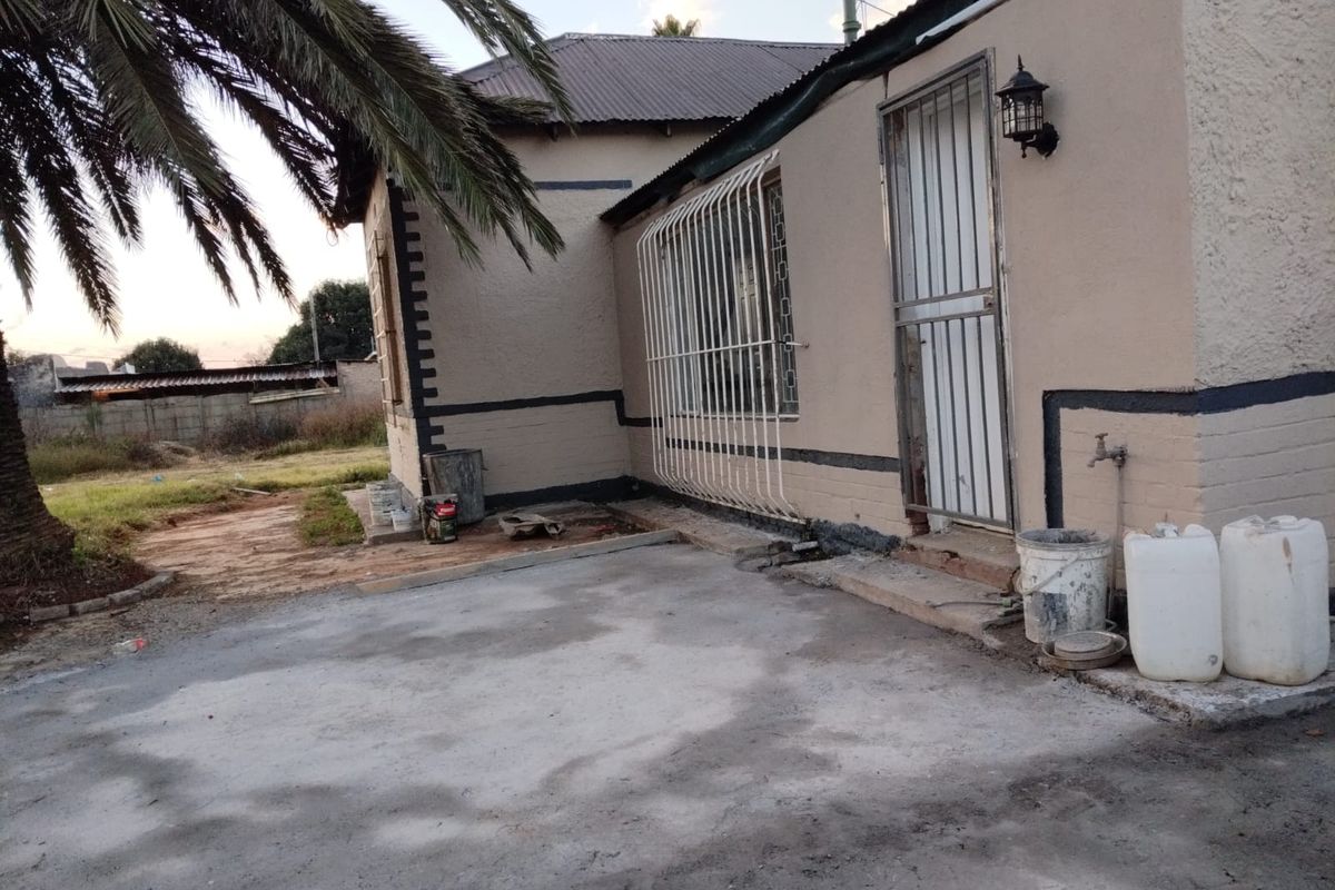 3-Bedroom Freestanding House to Rent in Dalview – R9,100 per Month - Photo 5