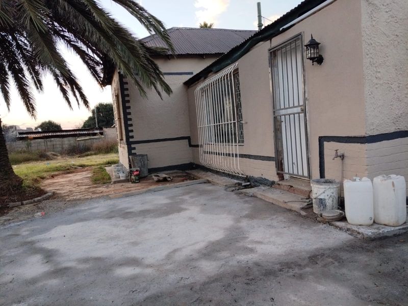3-Bedroom Freestanding House to Rent in Dalview – R9,100 per Month - Photo 5