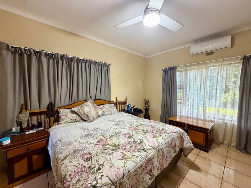 Charming Family Home with Flatlet in Quiet Cul-de-Sac – Birdswood - Photo 9