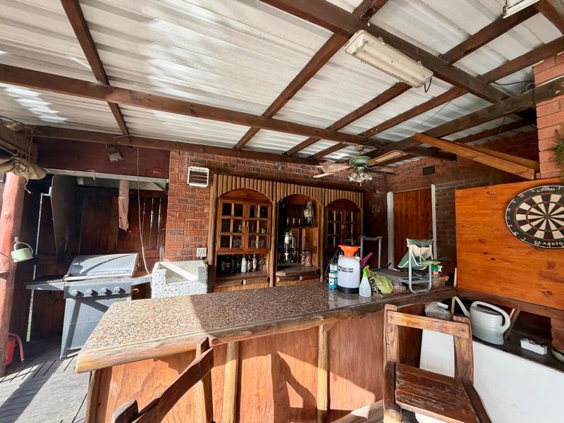 Charming Family Home with Flatlet in Quiet Cul-de-Sac – Birdswood - Photo 3