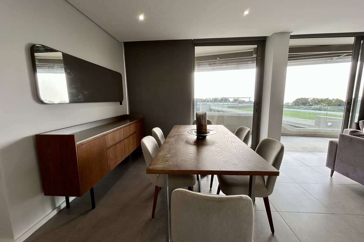 Spectacular Penthouse Living with Panoramic Sea Views - Photo 4