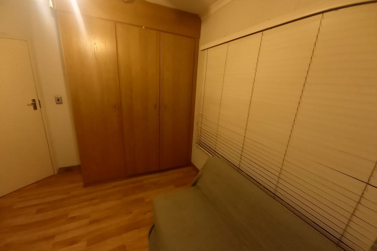 Lovely Full Title Unit New To The Market in SE 3 - Photo 5