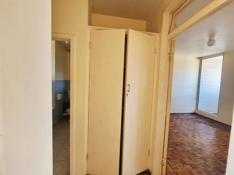 Apartment for Rental - Photo 8